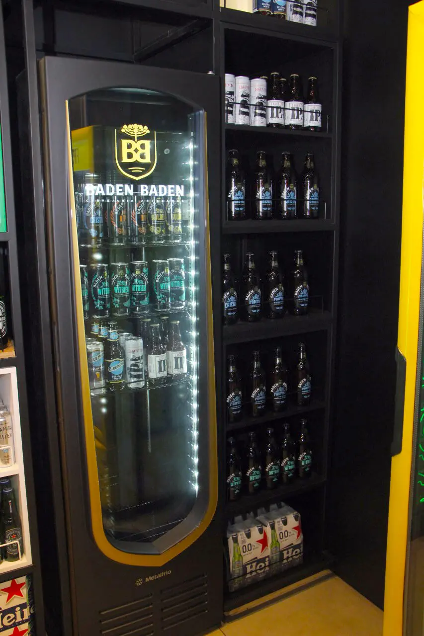 Refrigerador expositor com a linha Baden Baden